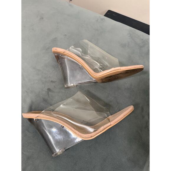 Size 11 Fashion Nova clear heels - Picture 1 of 6